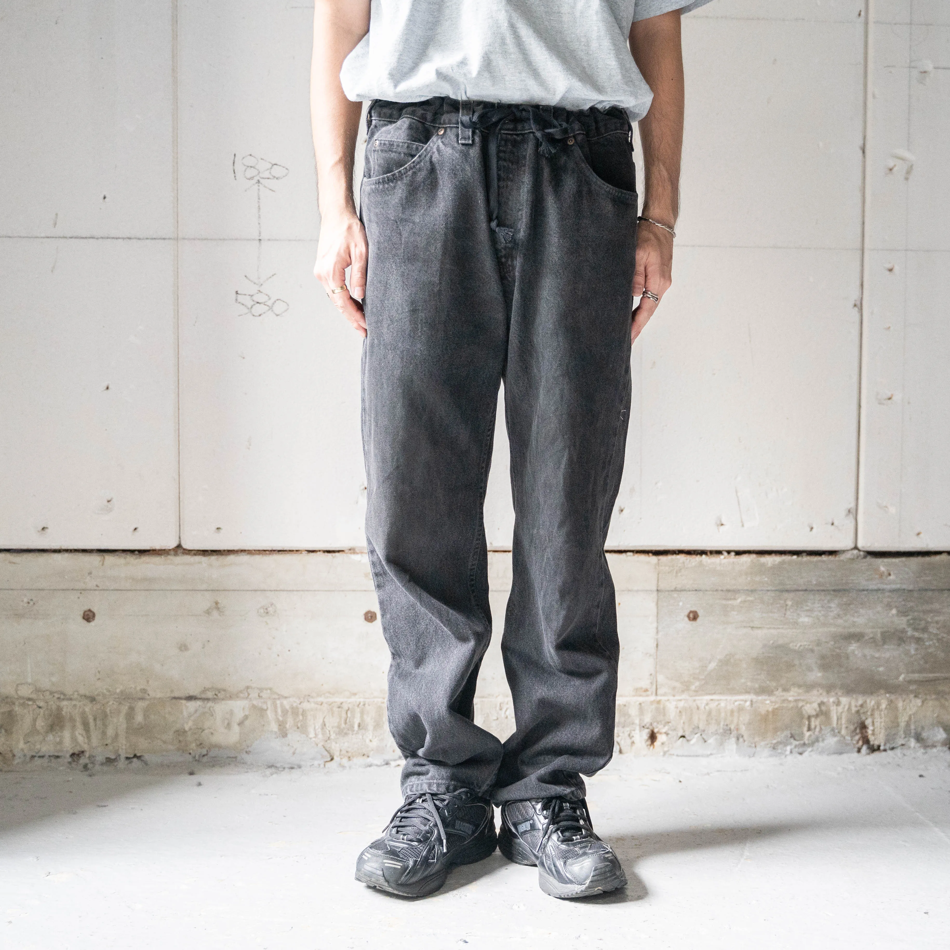 1990-00s black color denim pants -waist code remake-