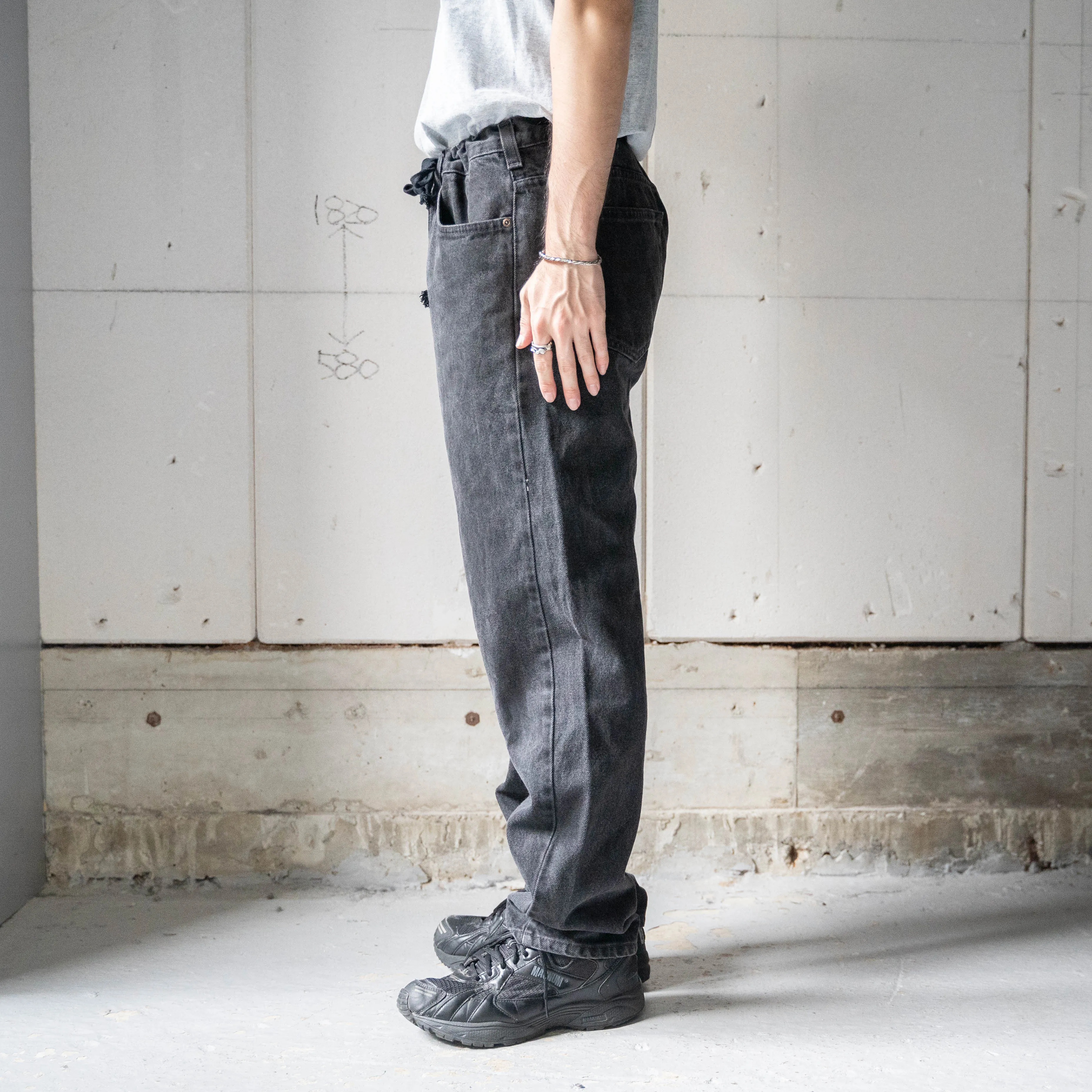 1990-00s black color denim pants -waist code remake-