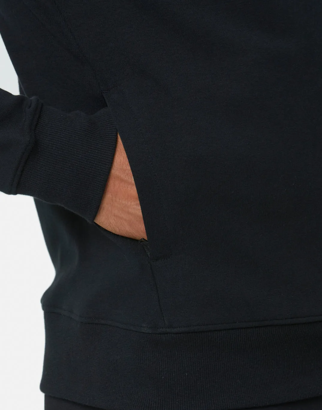 Chill Half Zip in Black