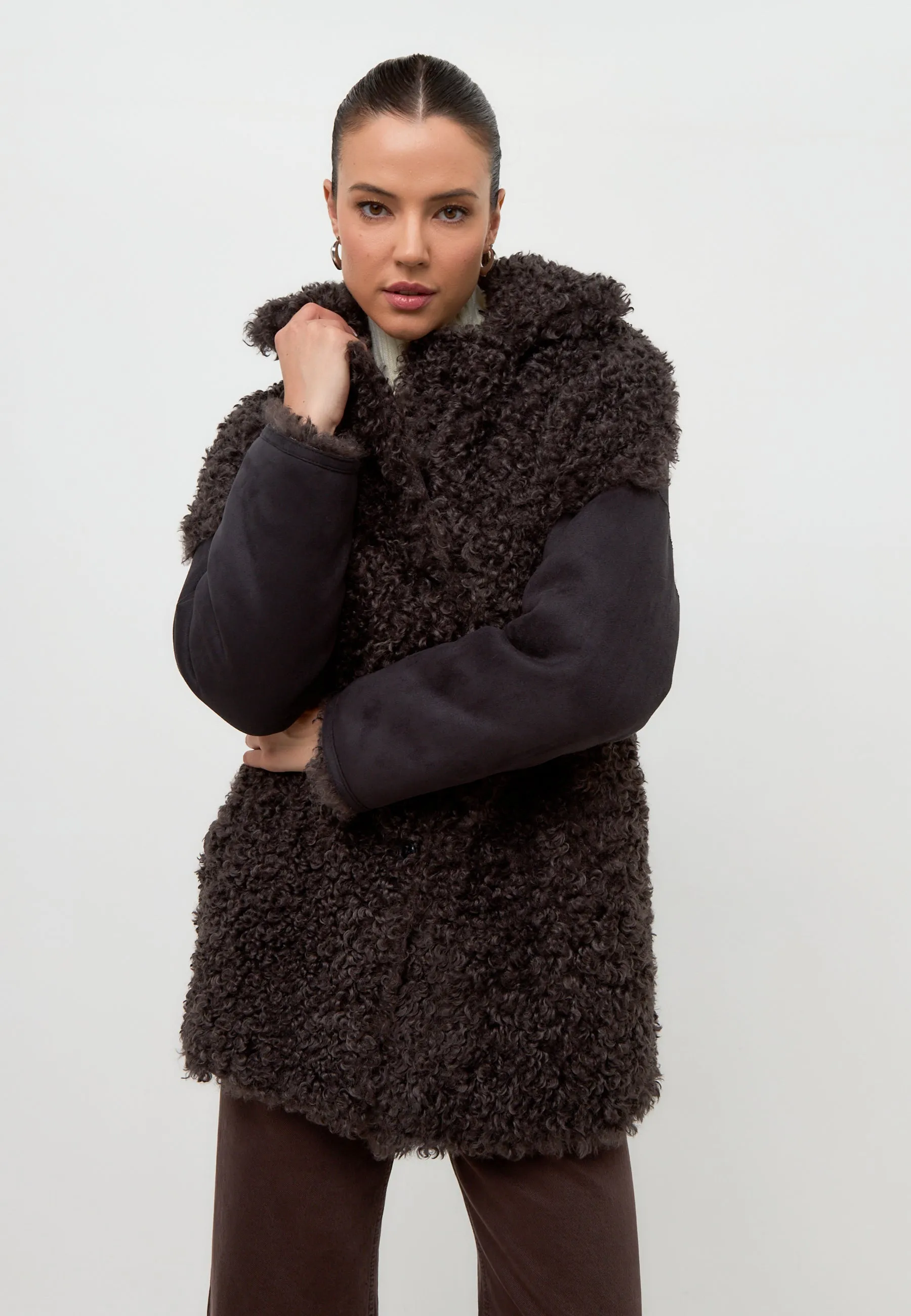 Cozy Black Shearling Coat Eva - Brown