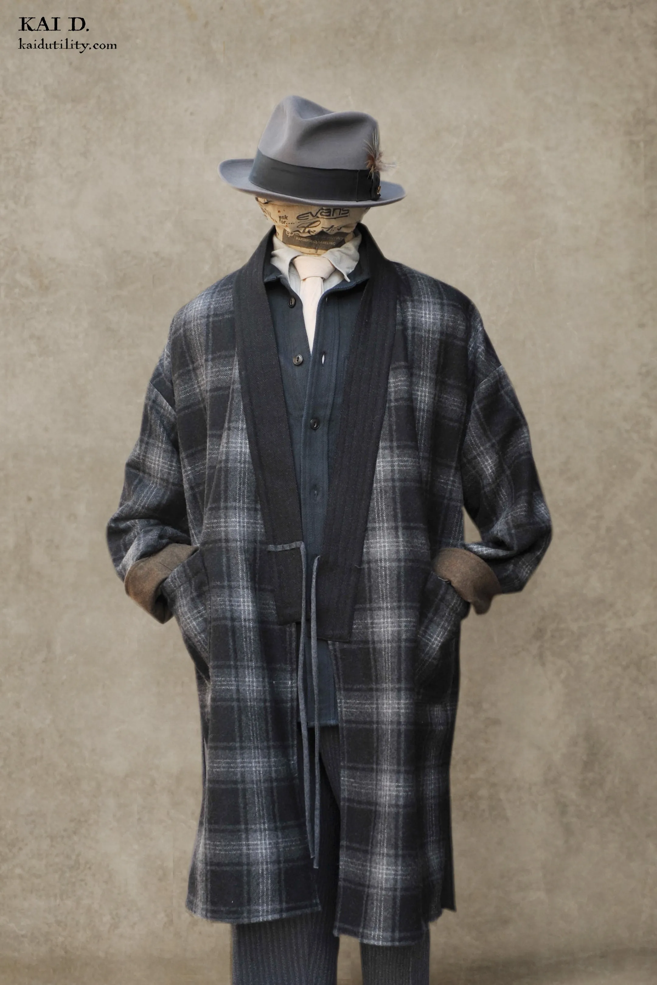 Full Length Japanese Farmer Coat - Montana - Medium (NO RETURN)